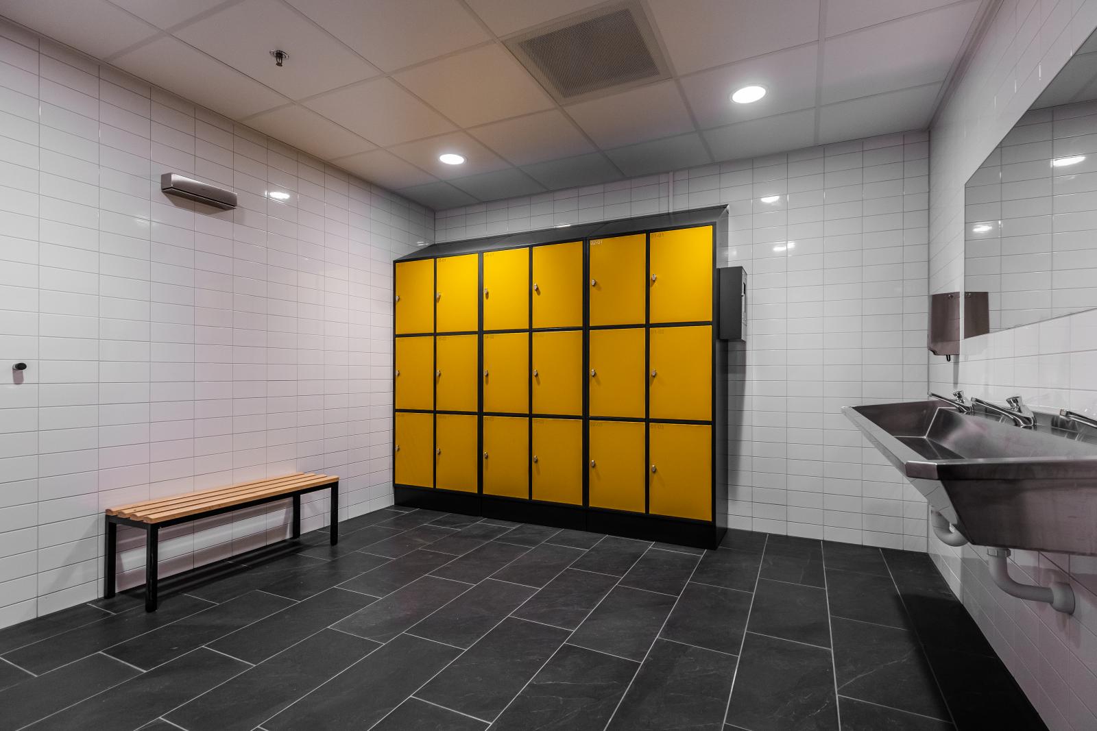 20240605 loc dhl hoofddorp hires 3